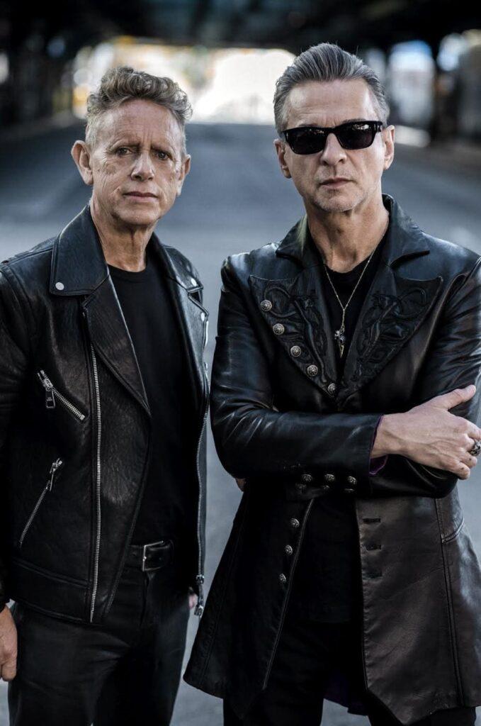 Depeche Mode Dave Gashan Martin Gore Andy Fletcher pop elettronico Sounds of the Universe 12" singles singolo 