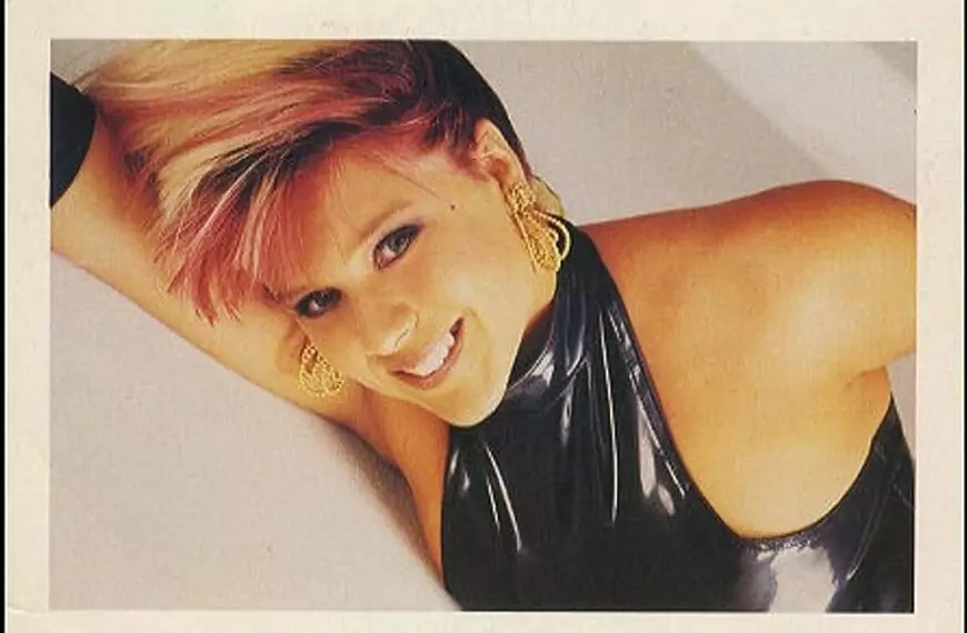 Samantha Fox