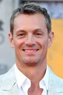Joel Kinnaman
Erik Heller