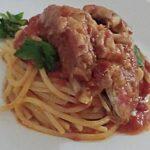 Spaghetti triglie cucina piatto