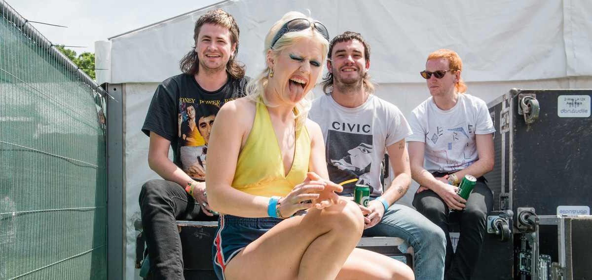 Amyl and The Sniffers