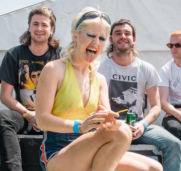 Amyl and The Sniffers