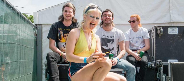 Amyl and The Sniffers