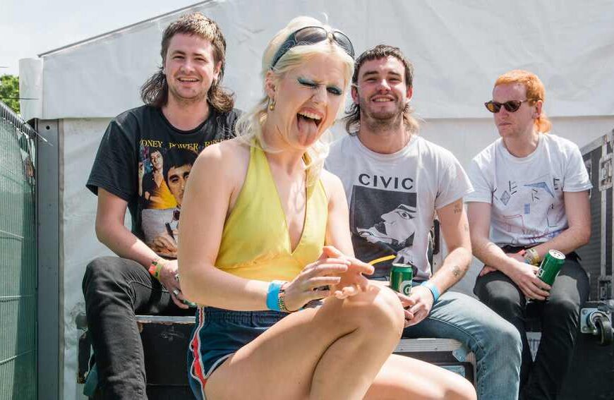 Amyl and The Sniffers