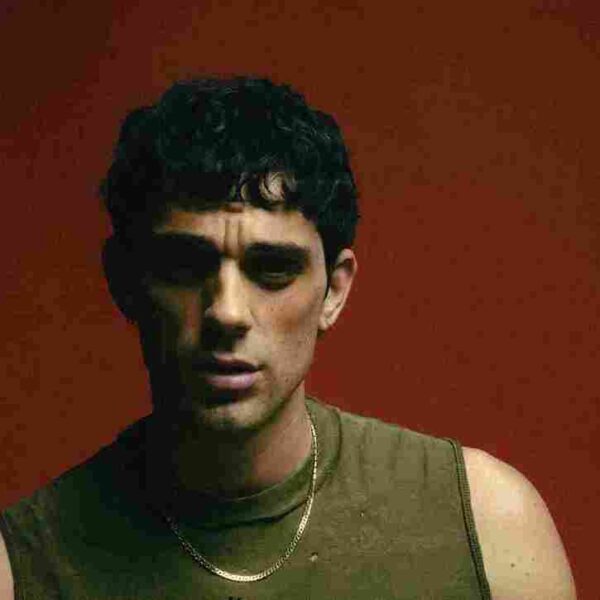 Bresh: Nel 2025 il Grande Ritorno Live con Date nei Palasport!