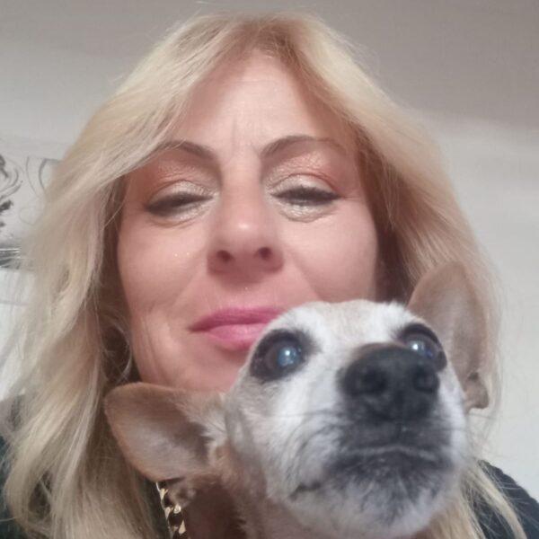 Tania Capriotti: vi racconto la storia dolceamara del cane Zero