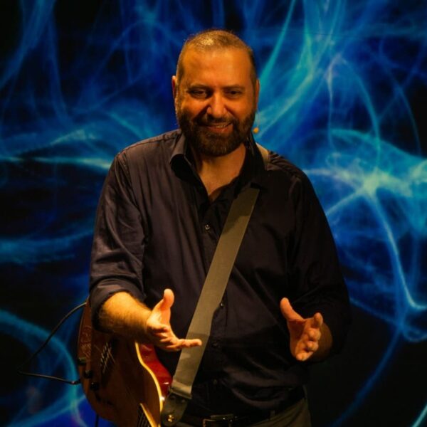 Adriano Formoso torna a teatro il 25 gennaio con il suo acclamato “Formoso Theraphy Show”