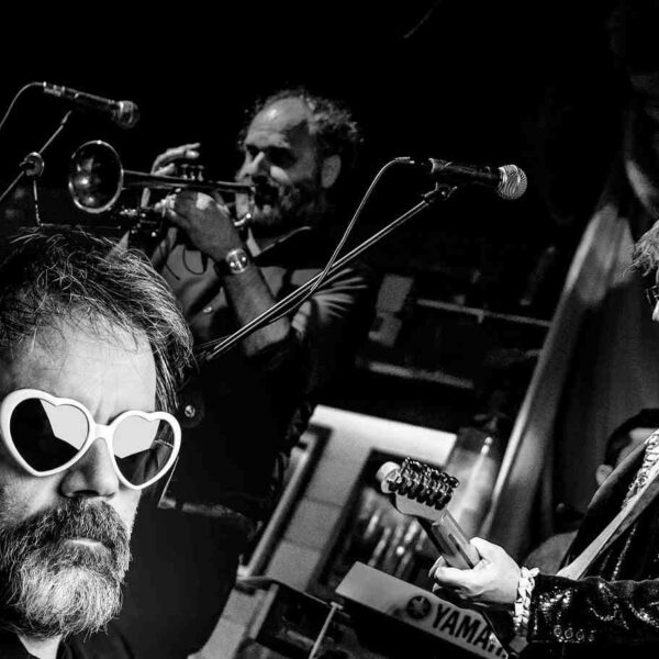 “Ridillo feat. Guido Catalano: ‘Non Ti Ricordi Più’, Una Poesia Funk di Fine Rapporto”