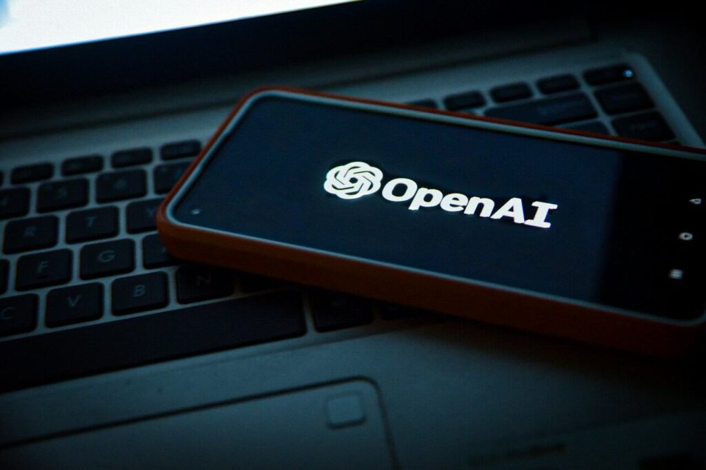 OpenAI Operator: L’Intelligenza Artificiale che Naviga il Web al Posto Tuo
