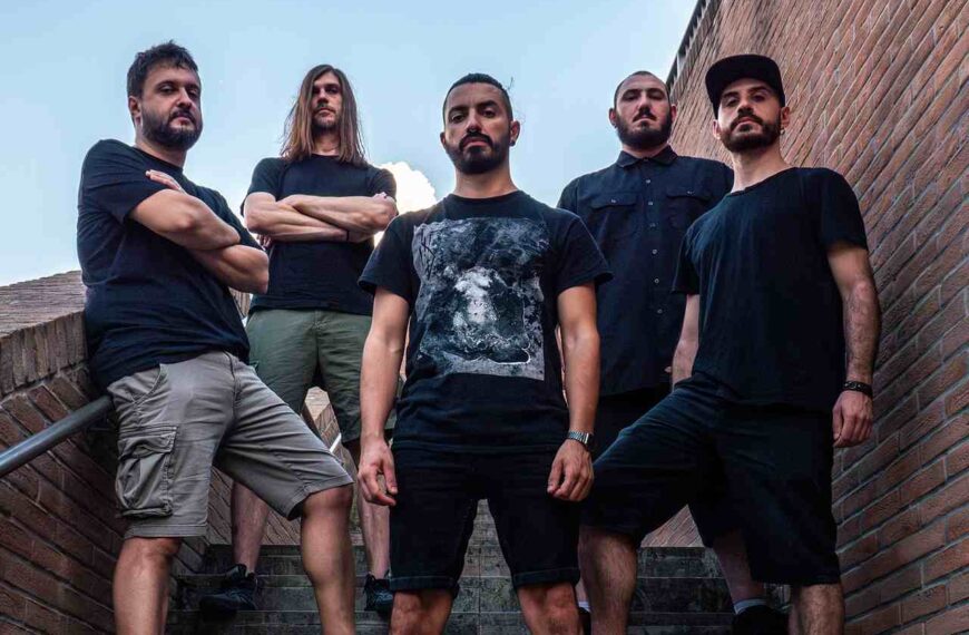 Invisible Threads: L’Esplosivo Nuovo Album degli Across the Swarm, Band…