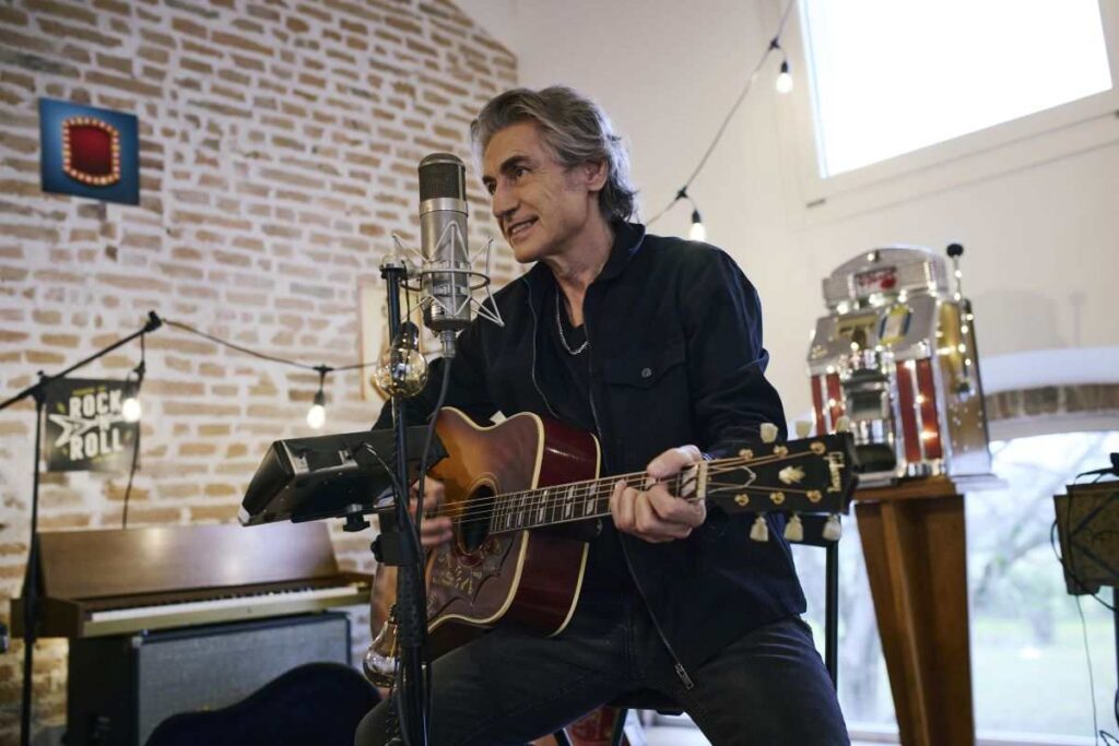 BUON COMPLEANNO ELVIS LUCIANO LIGABUE