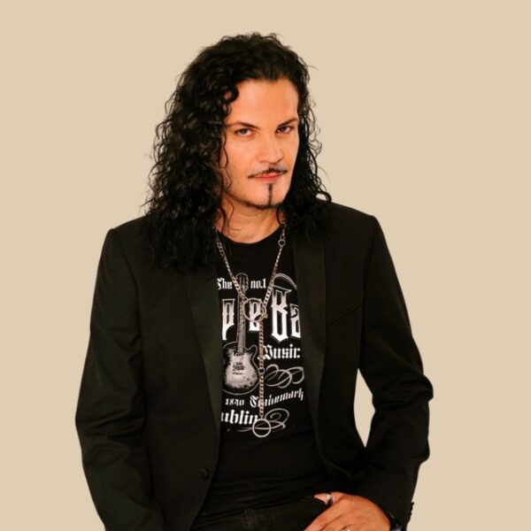 Chris Catena’s Rock City Tribe pubblica il nuovo singolo “Radio”: una ballad rock intensa tra emozione e memoria