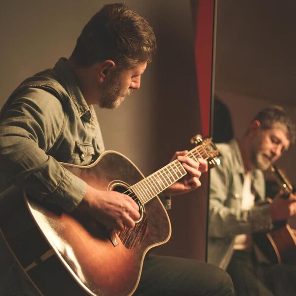 Sampaolo: disponibile nei digital store il nuovo singolo “Tutto quello che manca”