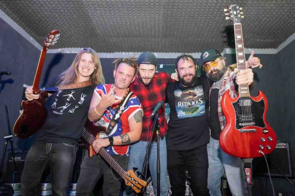 The Rednecks nuovo singolo