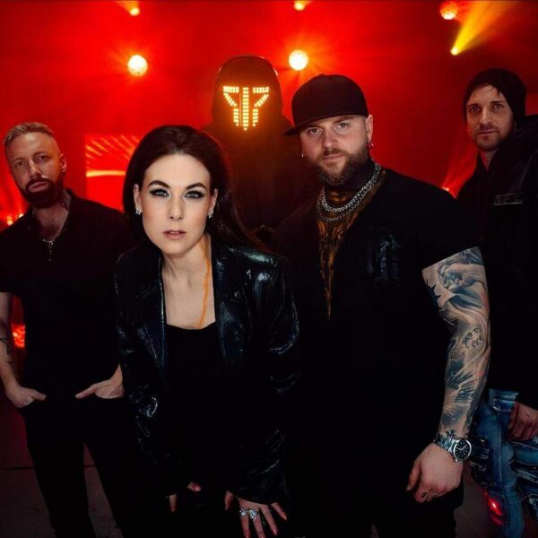 SMASH INTO PIECES: fuori il nuovo singolo “Paradise” con Elize Ryd