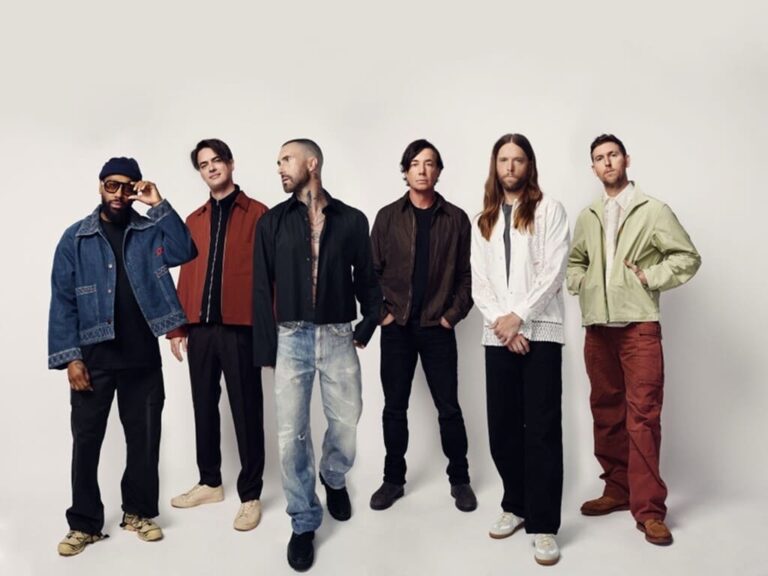 Maroon 5 & Lisa