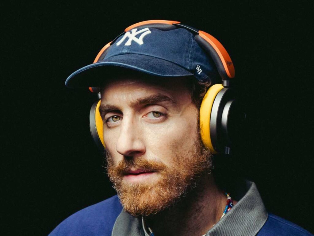 Mecna regista nuovo singolo Eravamo Noi