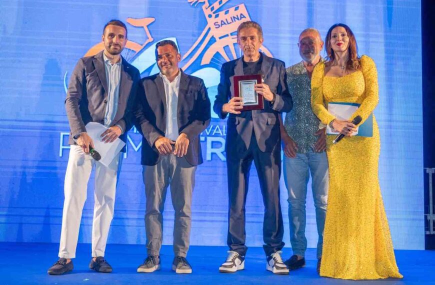 Ezio Greggio Targa Argento Massimo Troisi