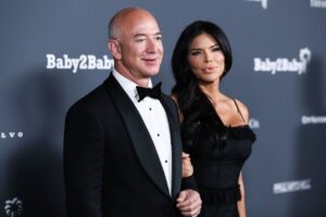 jeff-bezos-lauren-sanchez