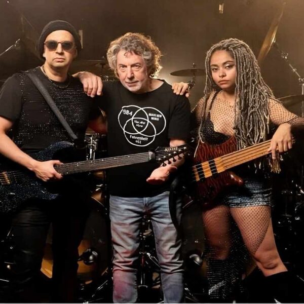DarWin Annuncia il Nuovo Album “Distorted Mirror” e il singolo “Loophole”