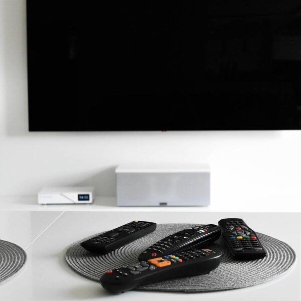 Il TV si sente ma non si vede: tutte le soluzioni per risolvere il problema dello schermo nero
