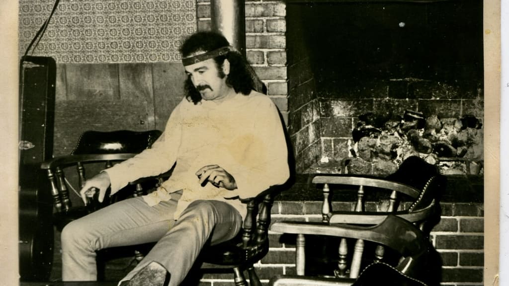 Jim Sullivan compositore canzoni poesie medievali