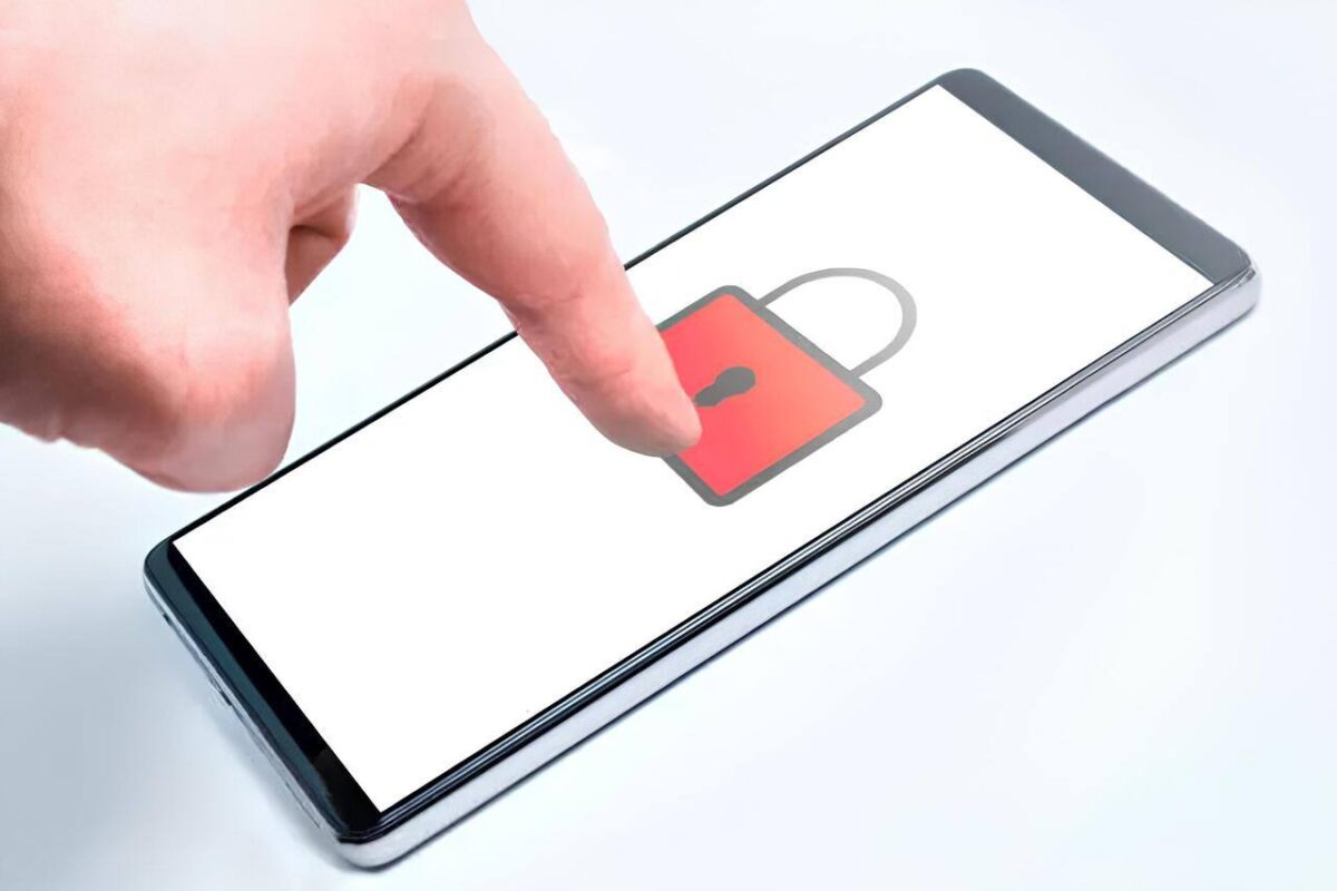 Telefono bloccato non si spegne