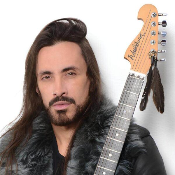 La musica di Nuno Bettencourt: quando le corde raccontano l’anima
