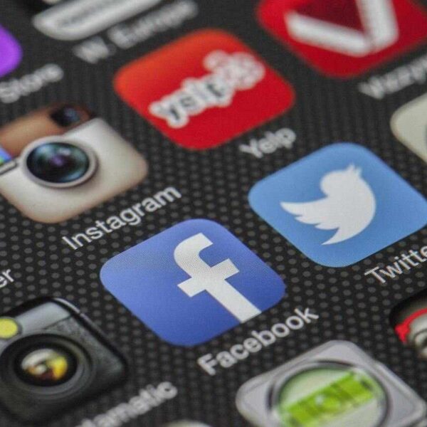 Come funziona il Profilo Creator Digitale su Facebook? Tutto su costi, guadagni e funzionalità