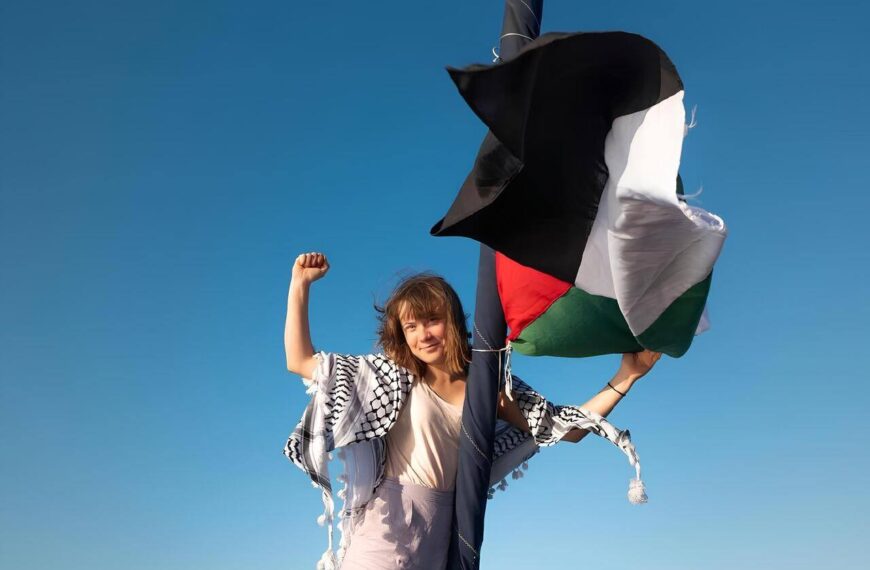 Dalla prigione alla libertà: Greta Thunberg racconta la missione della flottiglia per Gaza