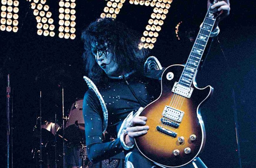 La caduta fatale: la morte improvvisa di Ace Frehley, chitarrista dei Kiss