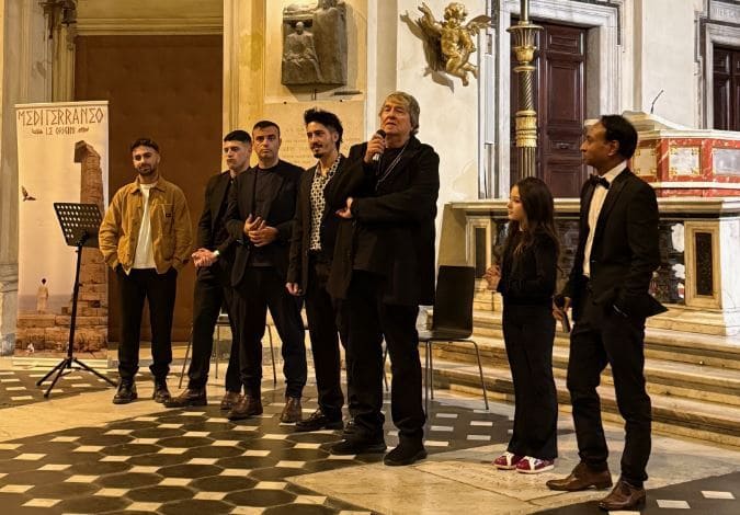 Chiesa degli Artisti Maverick Lo Bianco trilogia Mediterraneo Liam Payne Gianni Versace