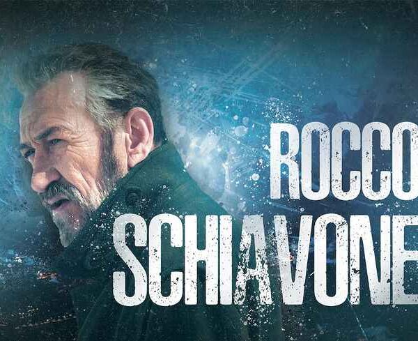 “Sotto mentite spoglie”: un successo editoriale e uno dei regali di Natale più consigliati