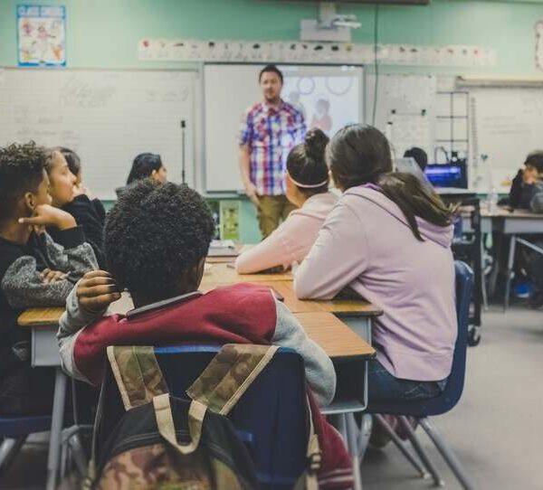 Il contributo volontario della scuola va pagato?