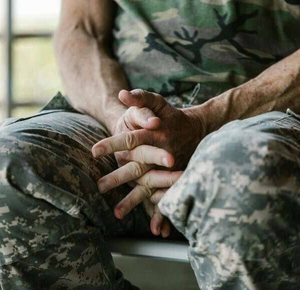 Il Ministro Crosetto ripropone il servizio militare, l’associazione Giovani&Futuro replica: “Gli italiani non chiedono un fucile, chiedono un futuro”