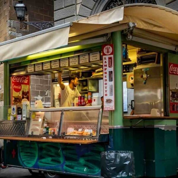 mangiare cibo da strada in Italia