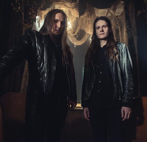 FULLMOON STORIES debutta con Last Light: dall’acustico all’inedito