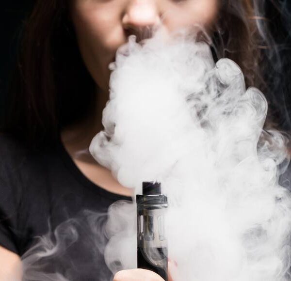 Bocca asciutta con la sigaretta elettronica perché succede e come risolvere davvero
