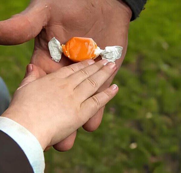 IL PROBLEMA DELLA PEDOFILIA: CHE COS’E’ E COME INTERVENIRE