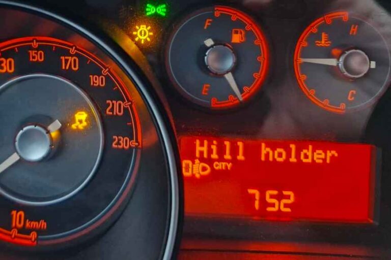 Spia Hill Holder accesa con spia motore: errore MAP, falso contatto o niente di grave?