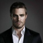 Stephen Amell: bagnino nella nuova versione di Baywatch