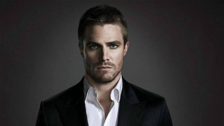 Stephen Amell