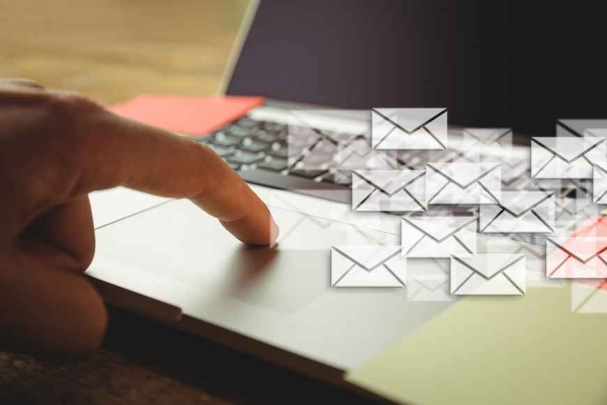 La verità sulle email pubblicitarie: cancellarle non serve quasi a nulla, un solo click e spariranno!