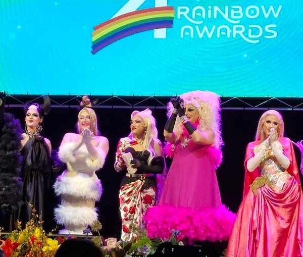 Rainbow Awards 2026: Le parole di Priscilla scuotono la platea e danno voce a una comunità