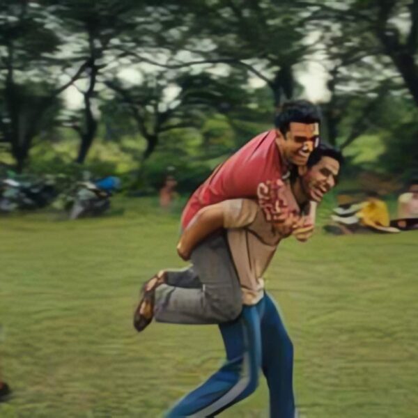 Homebound Storia di un’amicizia in India