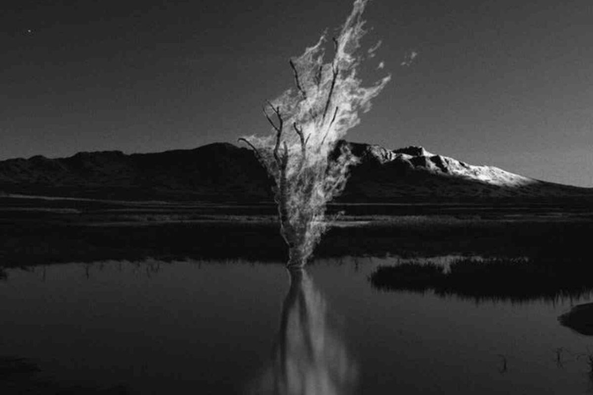 Playgrounded tornano con “Counting Embers”: un’esplosione di elettronica, tensione e visioni post‑umane