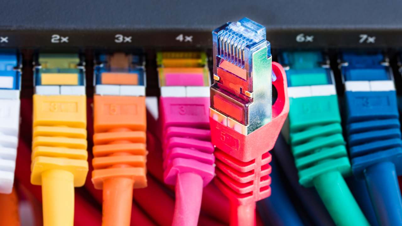 Come funziona Internet: dai protocolli al Wi-Fi, passando per router, DNS, indirizzi IP e server