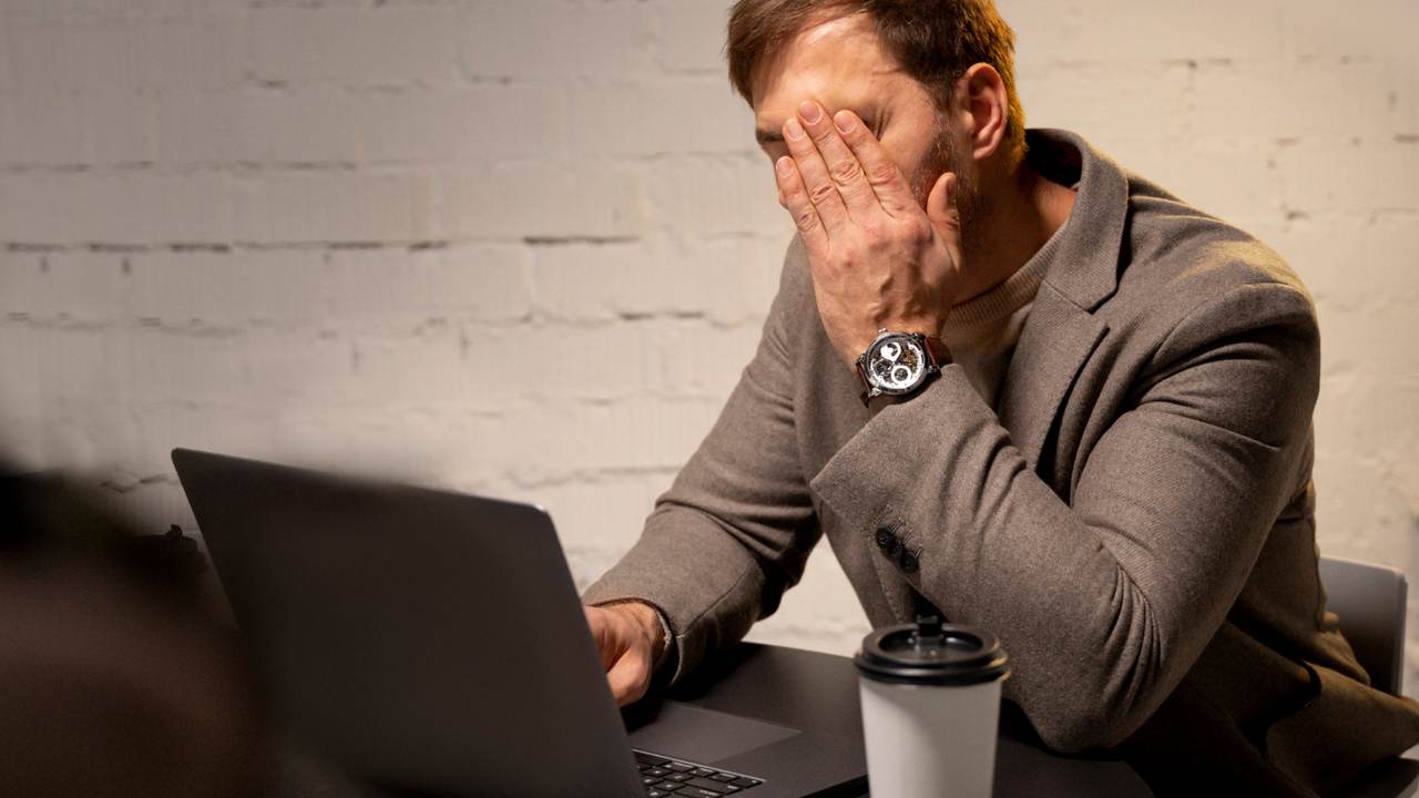 PC Lentissimo e Hard Disk Rosso? Il Trucco Segreto per Liberare Spazio sul Disco C in 1 Minuto!