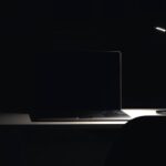 Lo schermo rimane nero dopo l’avvio del laptop: tutte le soluzioni per risolvere il problema