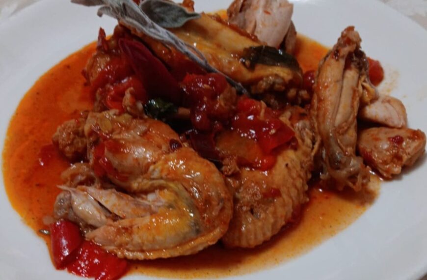 Pollo ruspante con peperoni alla romana
